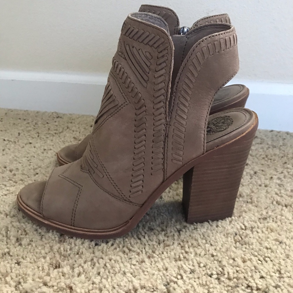 Vince Camuto Karinta Block Heel Bootie